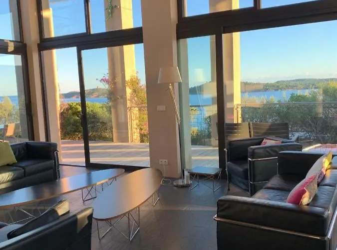 וילה Libecciu סנט-לוסידה פורטו-וקיו